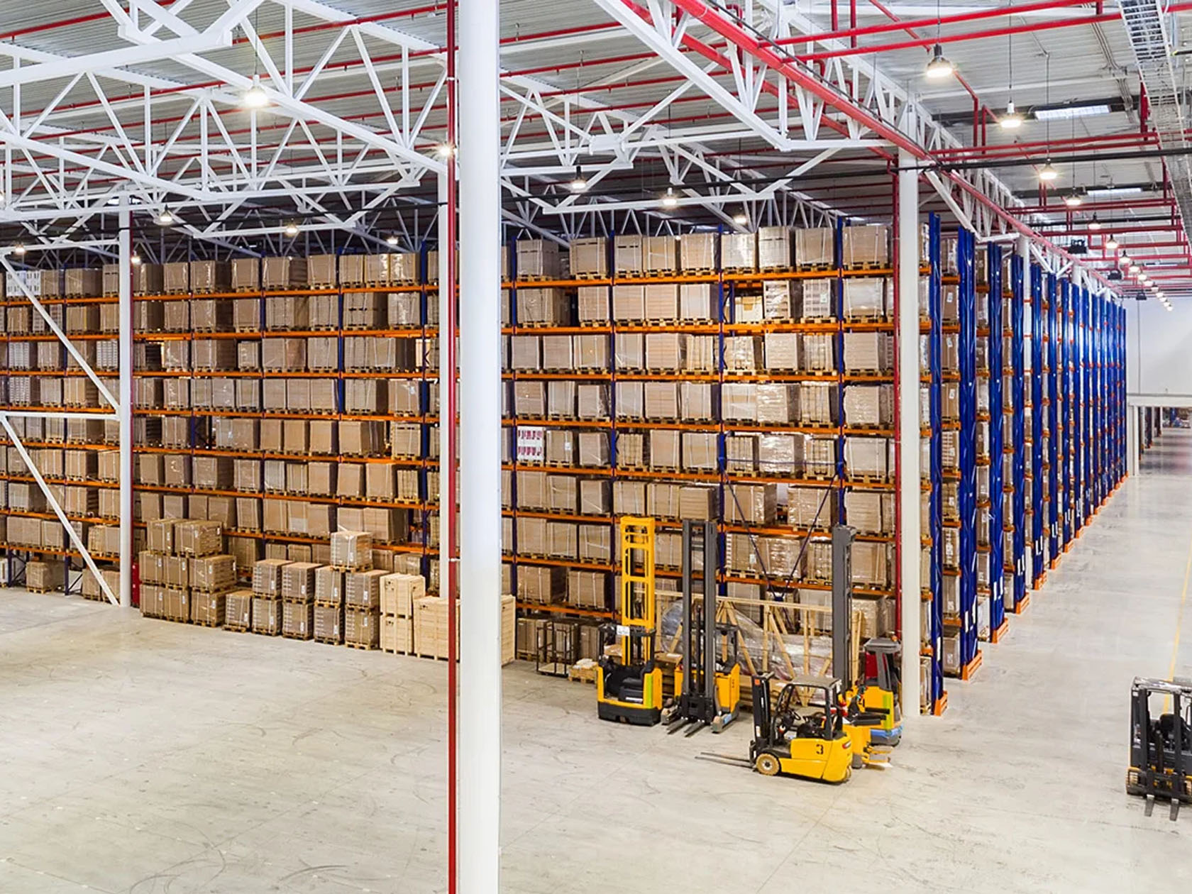 Neuplanung eines Logistikzentrums